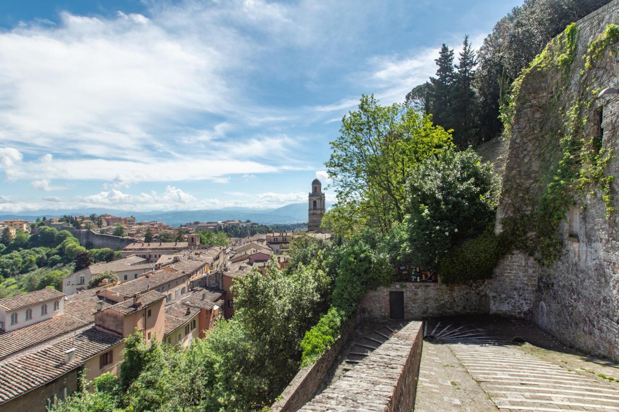 Wellstay Perugia Downtown Екстериор снимка